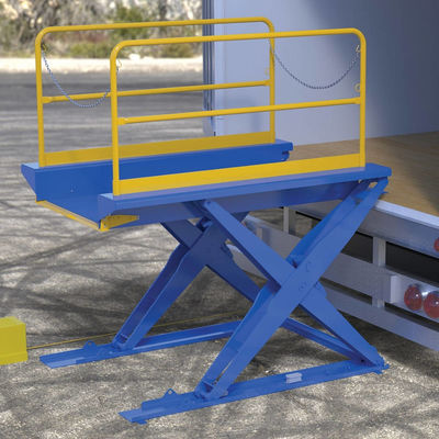 Buy 3000kgs 5000kgs Hydraulic Dock Platform Lift Loading Bay Scissor Lift online manufacture