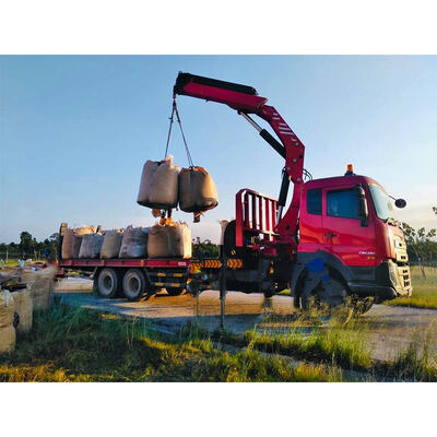 Buy Hydraulic Boom Crane 5 - 10 Ton Truck Mounted Crane For Construction online manufacture