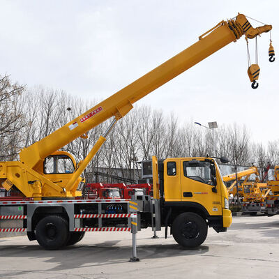 Buy 8 Ton Hydraulic Telescopic Boom Truck Cranes For Construction online manufacture