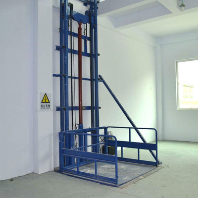 Warehouse 9m Garage Cargo Lift 1T Wall Mounted Goods Lift For Workshop